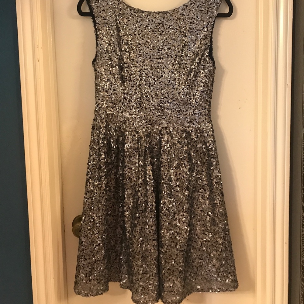 All sequins party dress